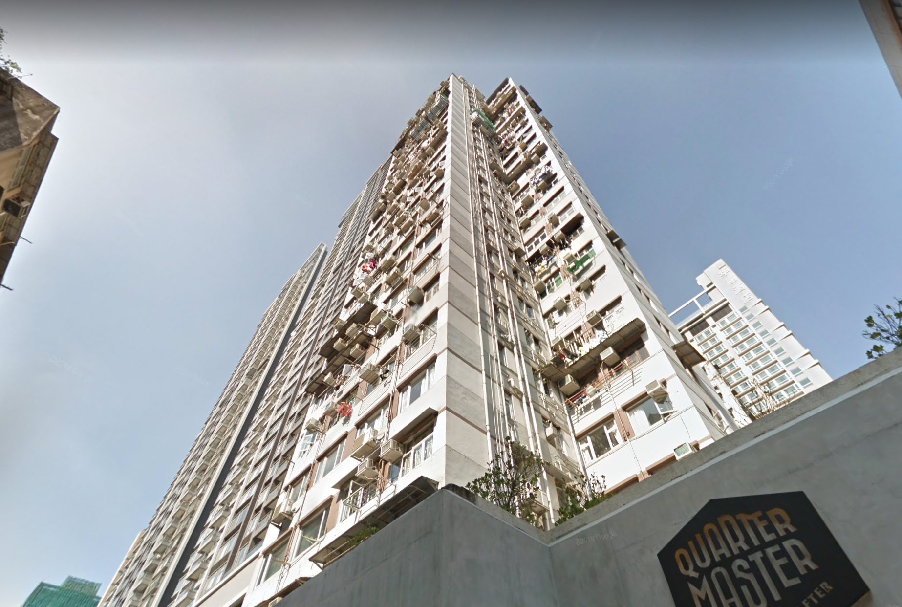 tung-cheung-building-second-street-building-exterior-sai-ying-pun-hong-kong-for-rent-for-sale-jade-land-properties-real-estate-agent