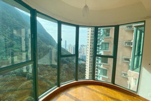 -Hillsborough-Court-18-Old-Peak-Road-曉峰閣-舊山頂道 18號-estate-building-image-mid-levels-west-district-西半山區-hong-kong-properties-for-rent-for-sale-jade-land-properties-real-estate-agent-翡翠島