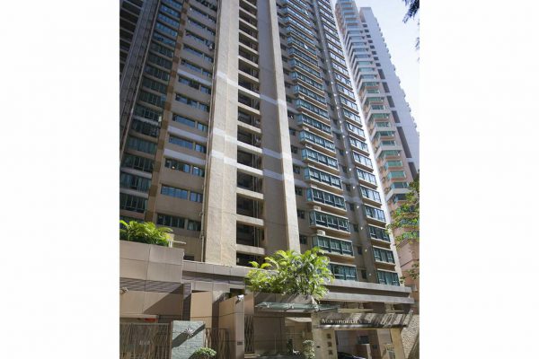 Monmouth-Villa-building-exterior-monmouth-terrance-Mid-level-Central-萬茂苑-中半山-萬茂臺3號-hong-kong-for-rent-for-sale-jade-land-properties-real-estate-agent