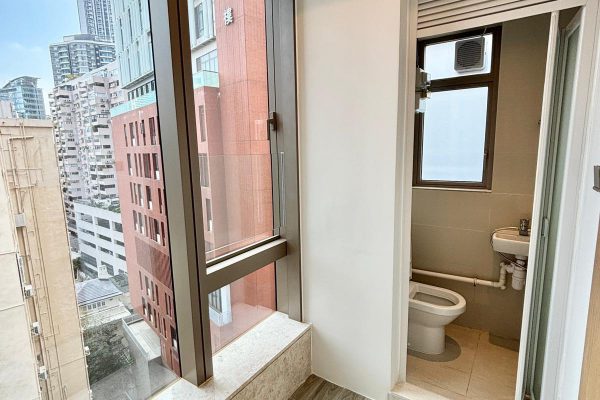 22A Kennedy Road Mid Levels Central 中半山 堅尼地道 22A號Hong Kong Renovated Apartment For Rent Jade Land Properties Hong Kong Real Estate Agent 香港 靚裝修 出租 翡翠島物業 房子 屋子