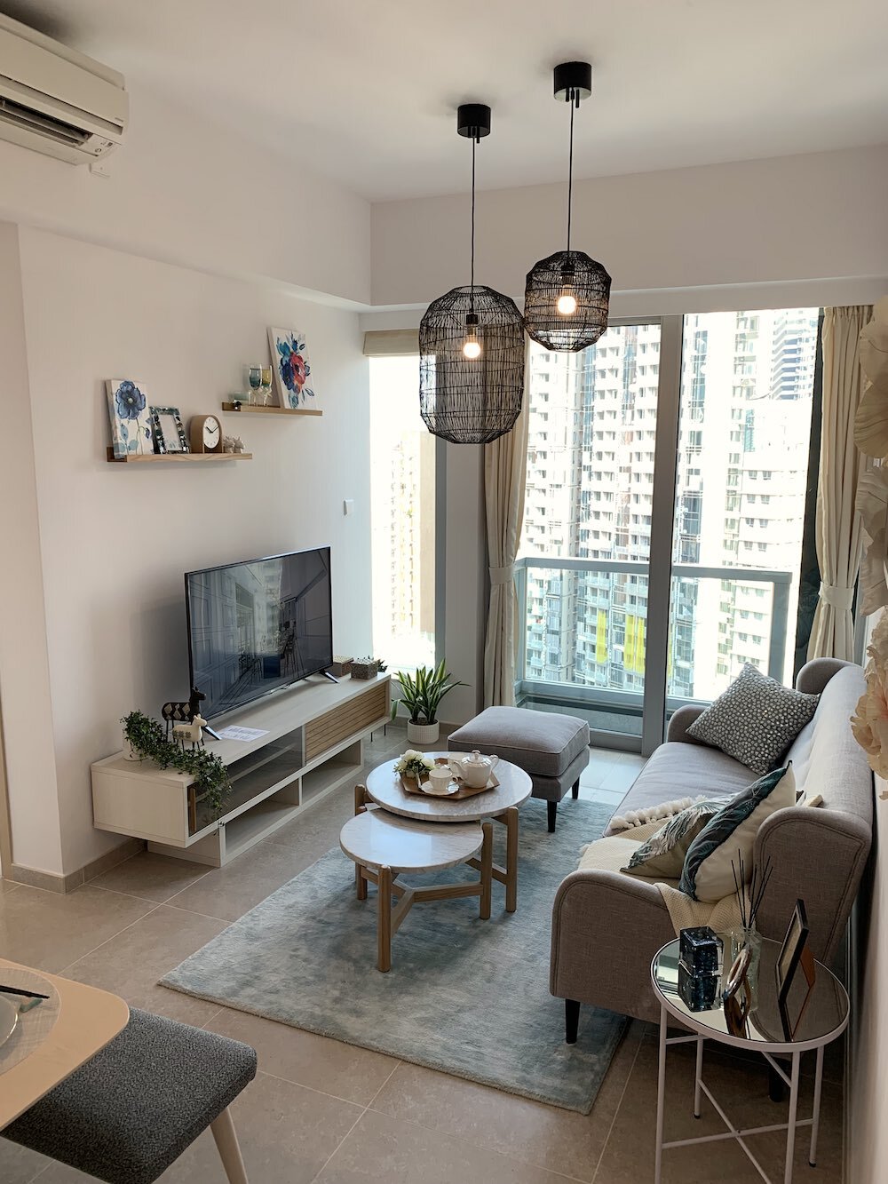 The Bonham 8 Hing Hon Road Sai Ying Pun 西半山興漢道8號 Hong Kong Renovated Apartment For Rent Jade Land Properties Hong Kong Real Estate Agent 香港 靚裝修 出租 翡翠島物業 房子 屋子